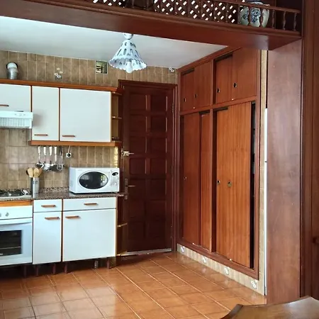 Casa vacanze Casa Con Jardin En La Playa De Almieiras Fene