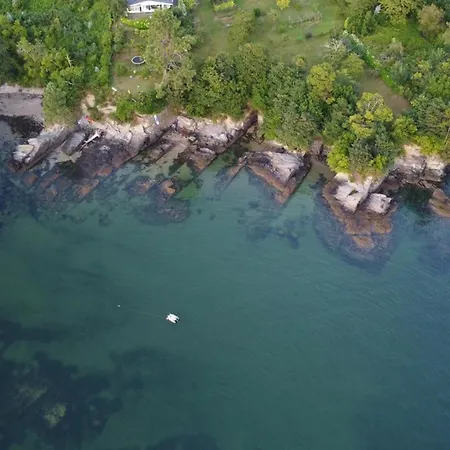 Casa Con Jardin En La Playa De Almieiras 別荘 Fene