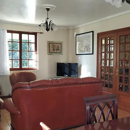 Casa Con Jardin En La Playa De Almieiras 別荘