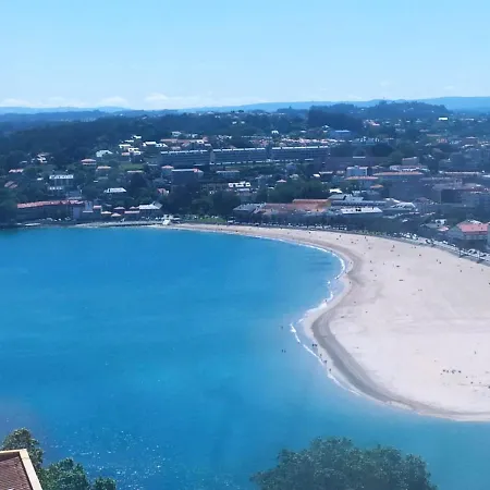 Casa Con Jardin En La Playa De Almieiras Fene