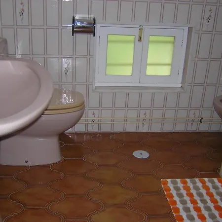 Сasa de vacaciones Casa Con Jardin En La Playa De Almieiras